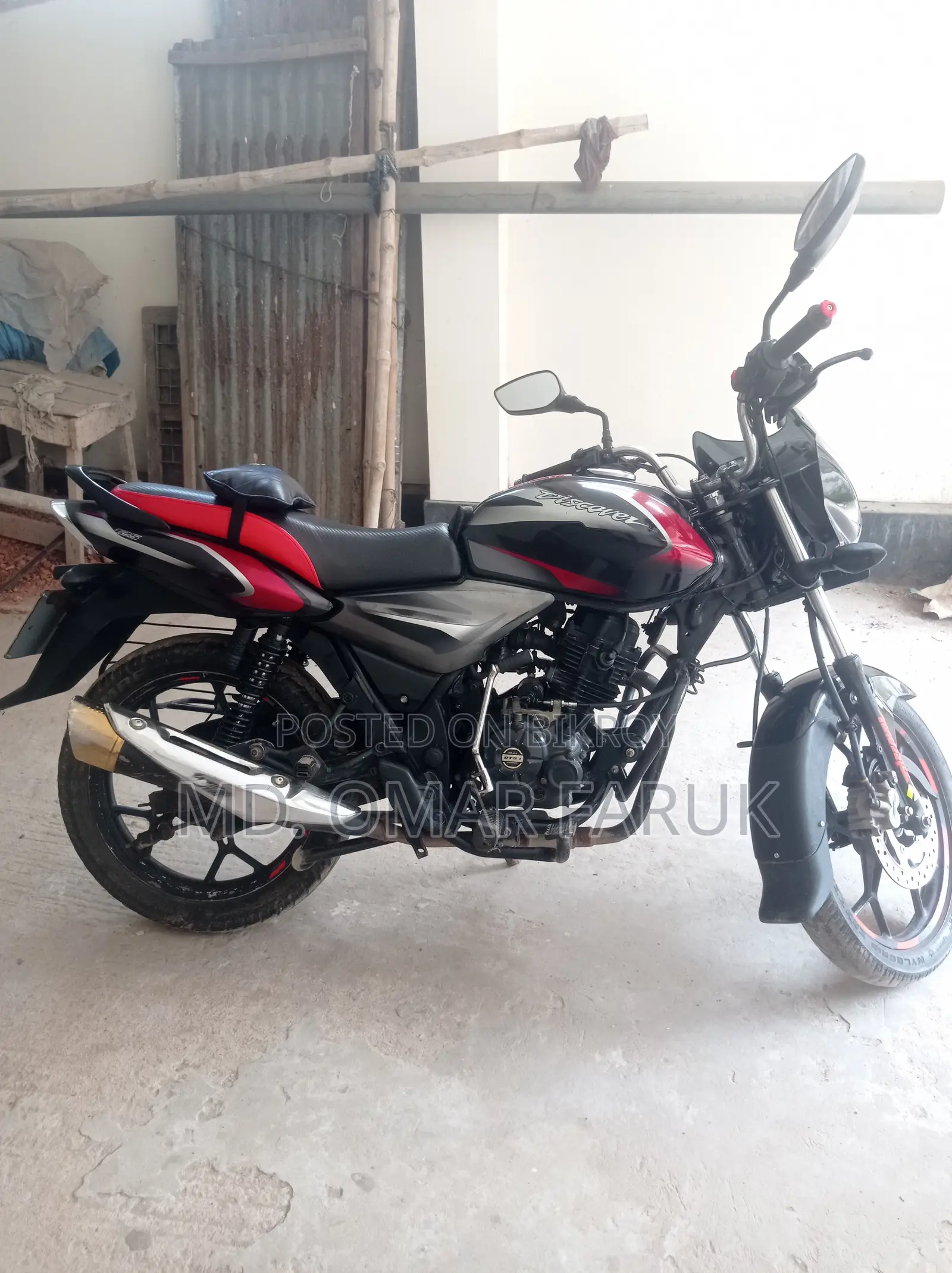 Bajaj Discover 125 2019 Black