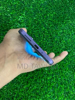 Vivo T4x 128 GB Purple
