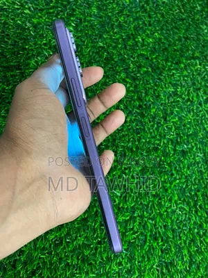 Vivo T4x 128 GB Purple