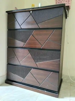 Wardrobe 4 Drawers