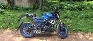 Runner Bolt 165R 2023 Blue