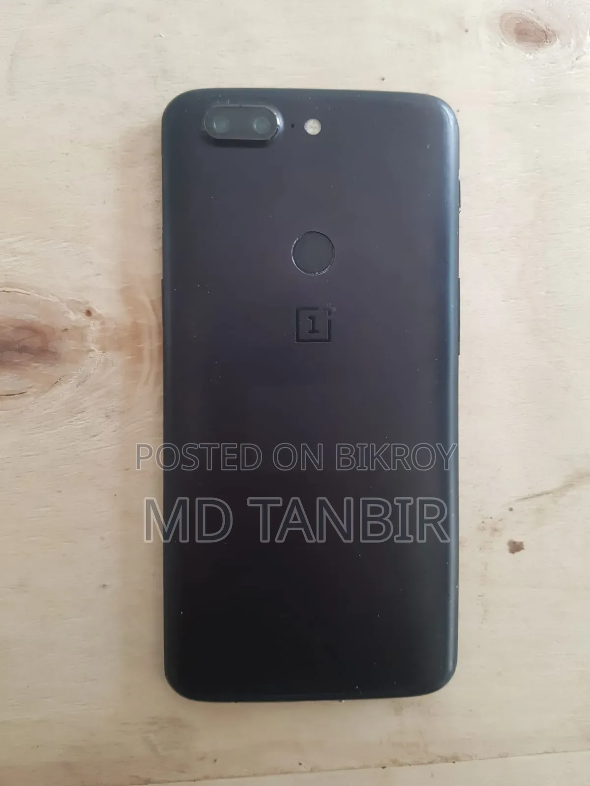 OnePlus 5T 128 GB Black