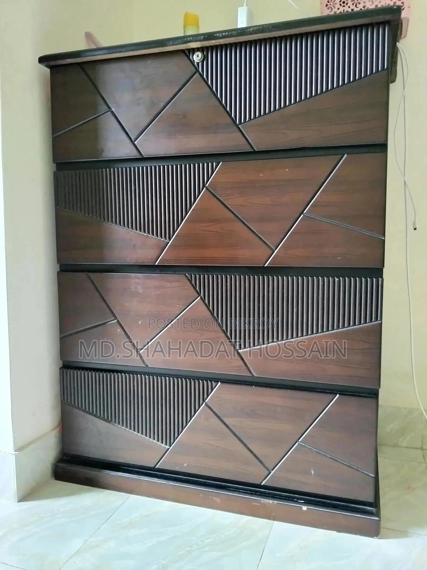 Wardrobe 4 Drawers