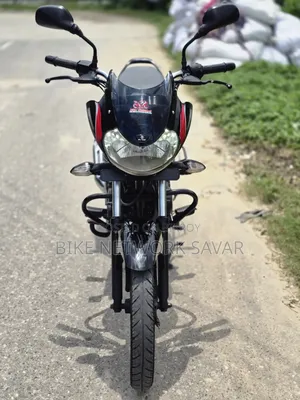 বাজাজ ডিসকভার ১২৫ ২০১৮ কালো