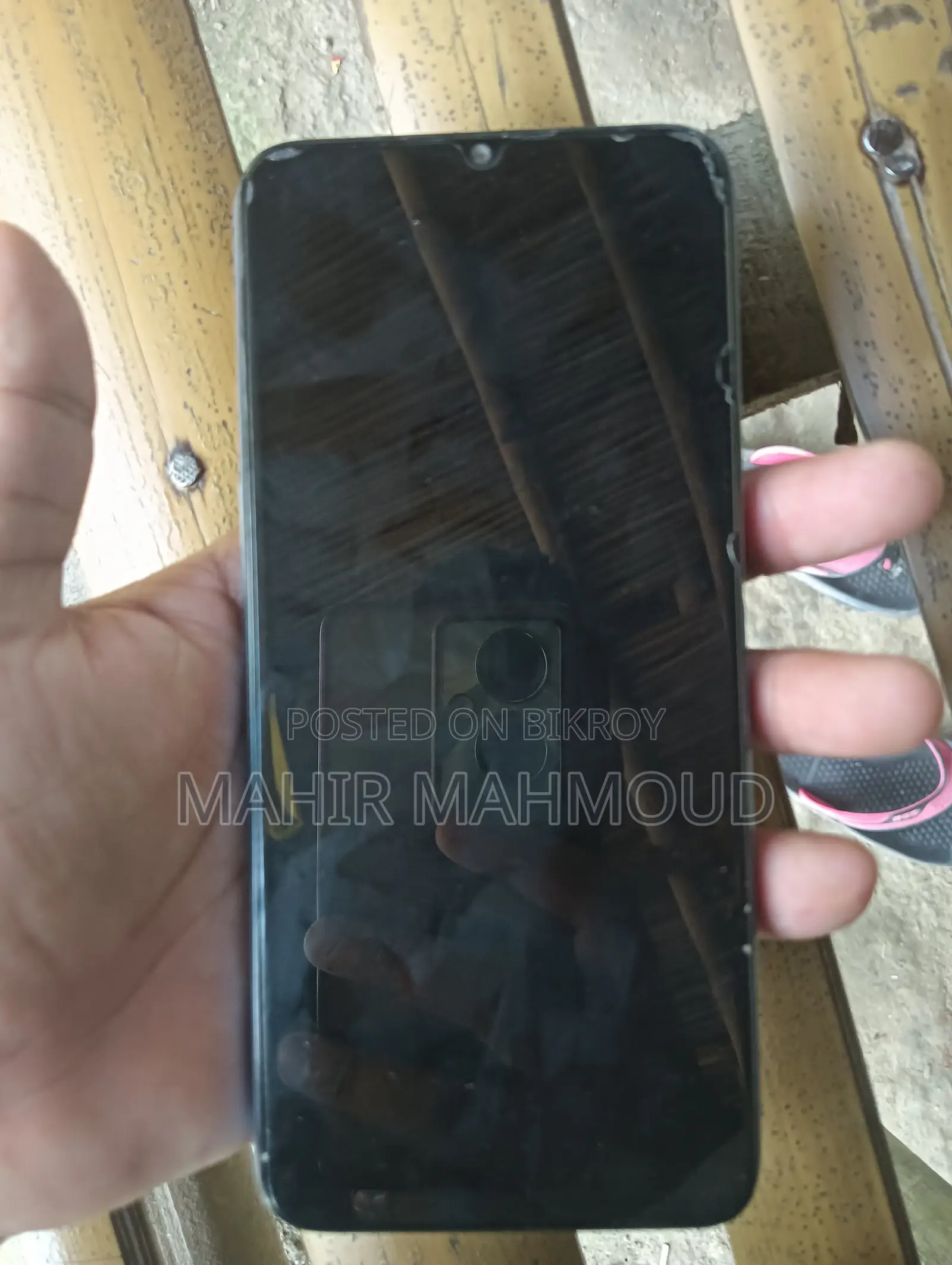 অপ্পো এ১৬ ৩২ জিবি নীল