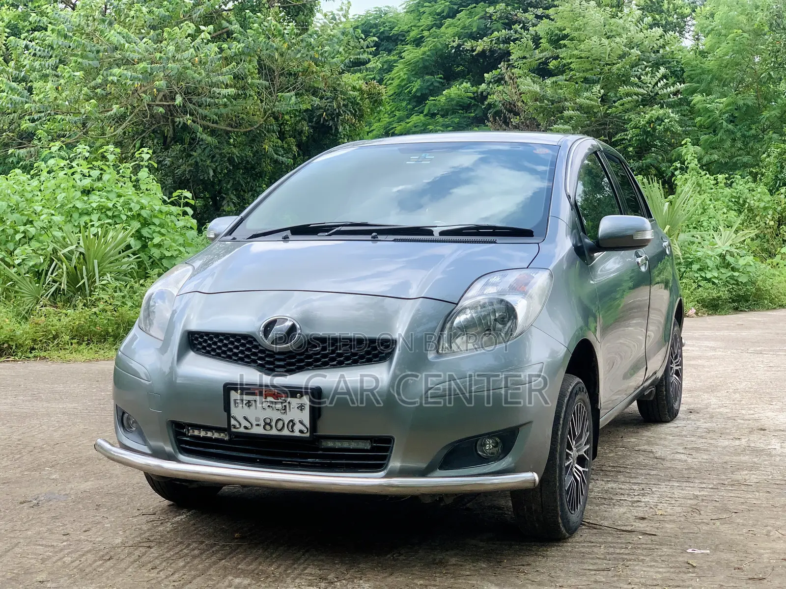টয়োটা ভিটজ ১.০ এফডব্লিউডি ৫ডিআর ২০০৯ গ্রে