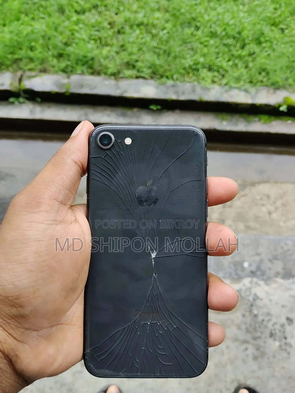 অ্যাপল আইফোন ৮ ৬৪ জিবি ব্ল্যাক