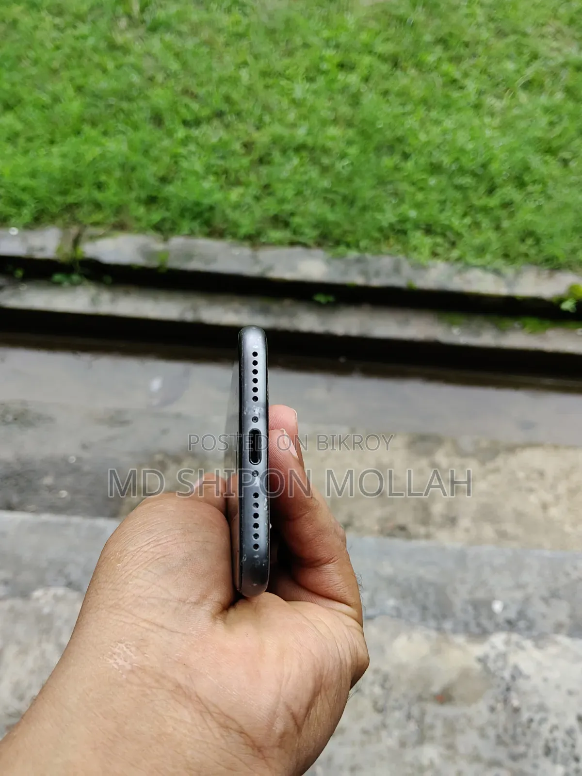 অ্যাপল আইফোন ৮ ৬৪ জিবি ব্ল্যাক