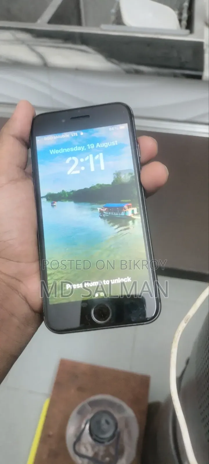অ্যাপল আইফোন ৮ ৬৪ জিবি কালো