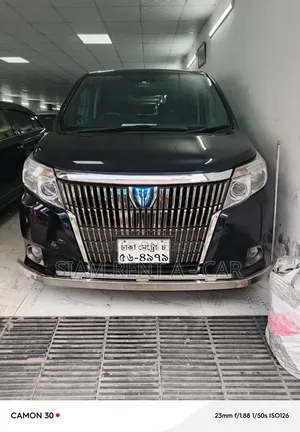 Noah Esquire 2020 Car for Rent