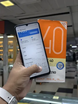 Tecno Spark 40 128 GB Black