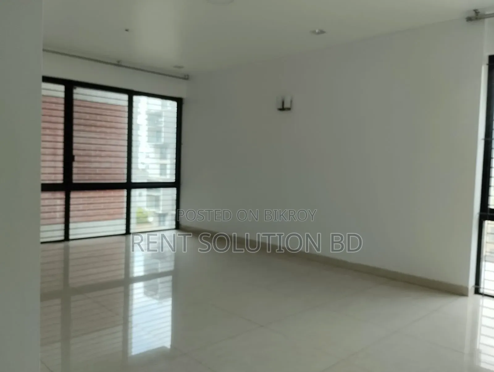 4 Bedroom Apartment in Gulshan for Rent