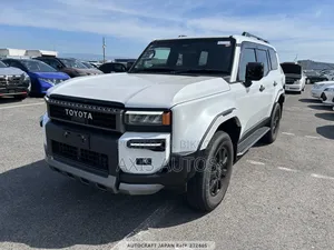 Toyota Land Cruiser Prado 2024 Pearl