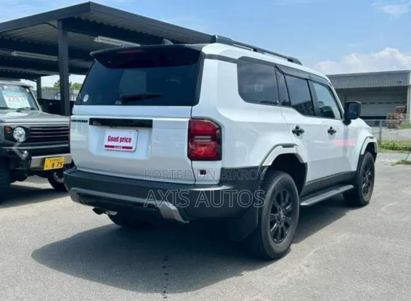 Toyota Land Cruiser Prado 2024 Pearl