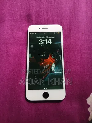 অ্যাপল আইফোন ৮ ৬৪ জিবি ব্ল্যাক