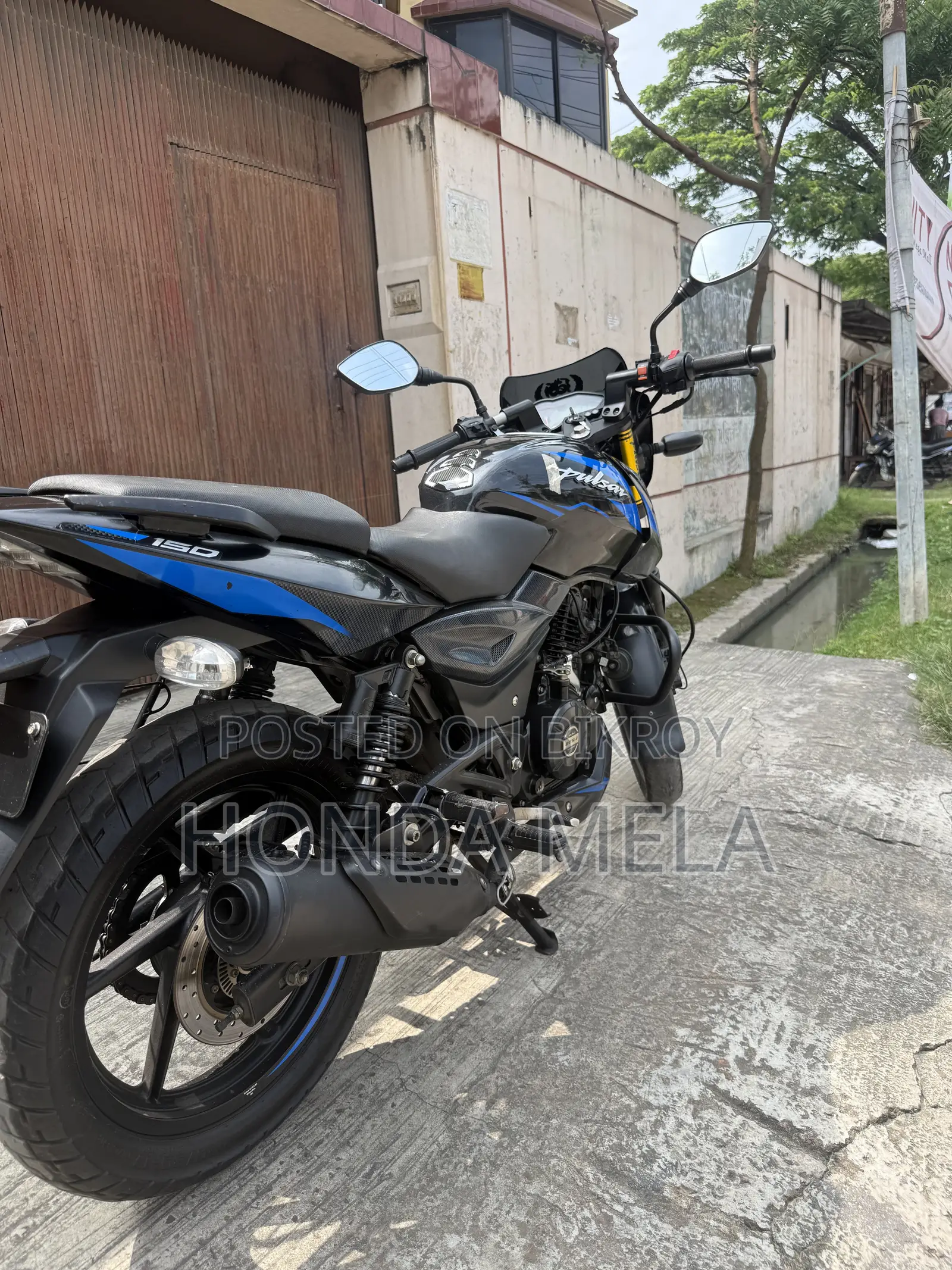 Bajaj Pulsar 150 2023 Black