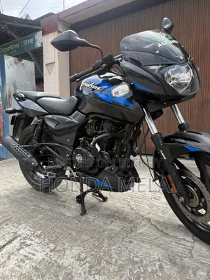 Bajaj Pulsar 150 2023 Black