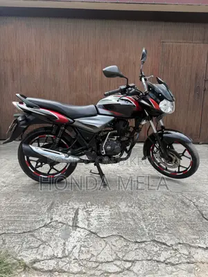 Bajaj Discover 125 2020 Black
