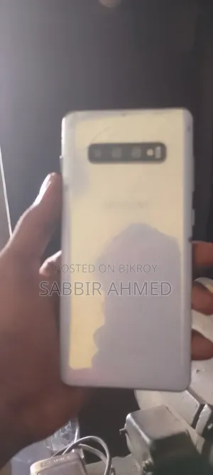 স্যামসাং গ্যালাক্সি এস ১০ প্লাস ১২৮ জিবি সাদা
