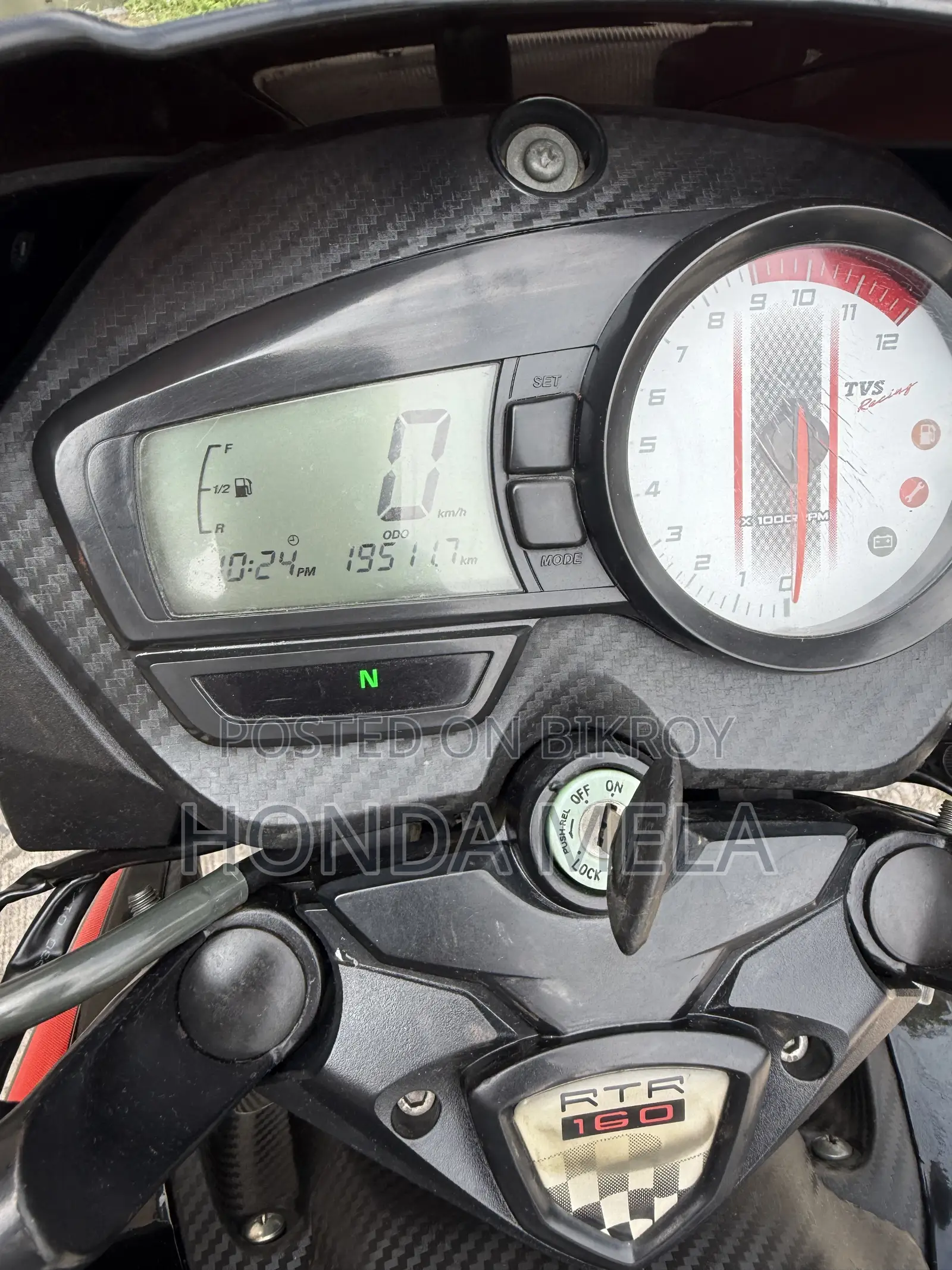 TVS Apache RTR 160 2V 2022 Black