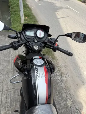 TVS Apache RTR 160 2V 2022 Black