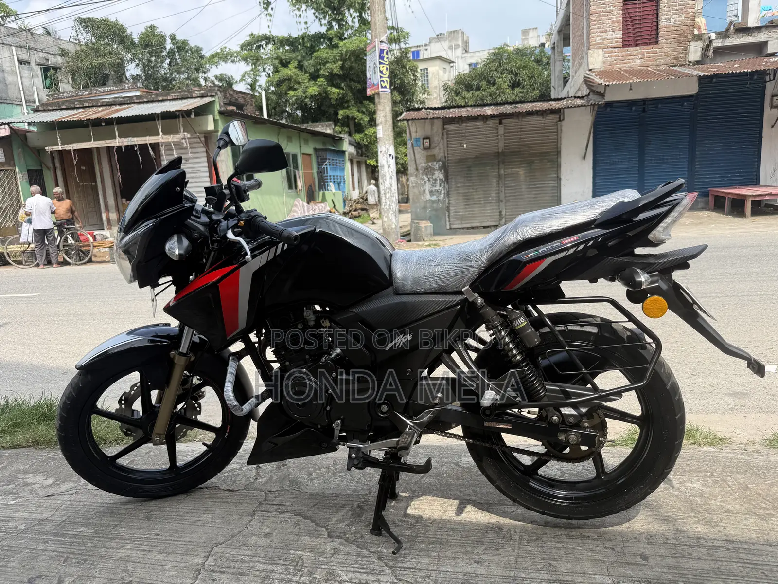 TVS Apache RTR 160 2V 2022 Black