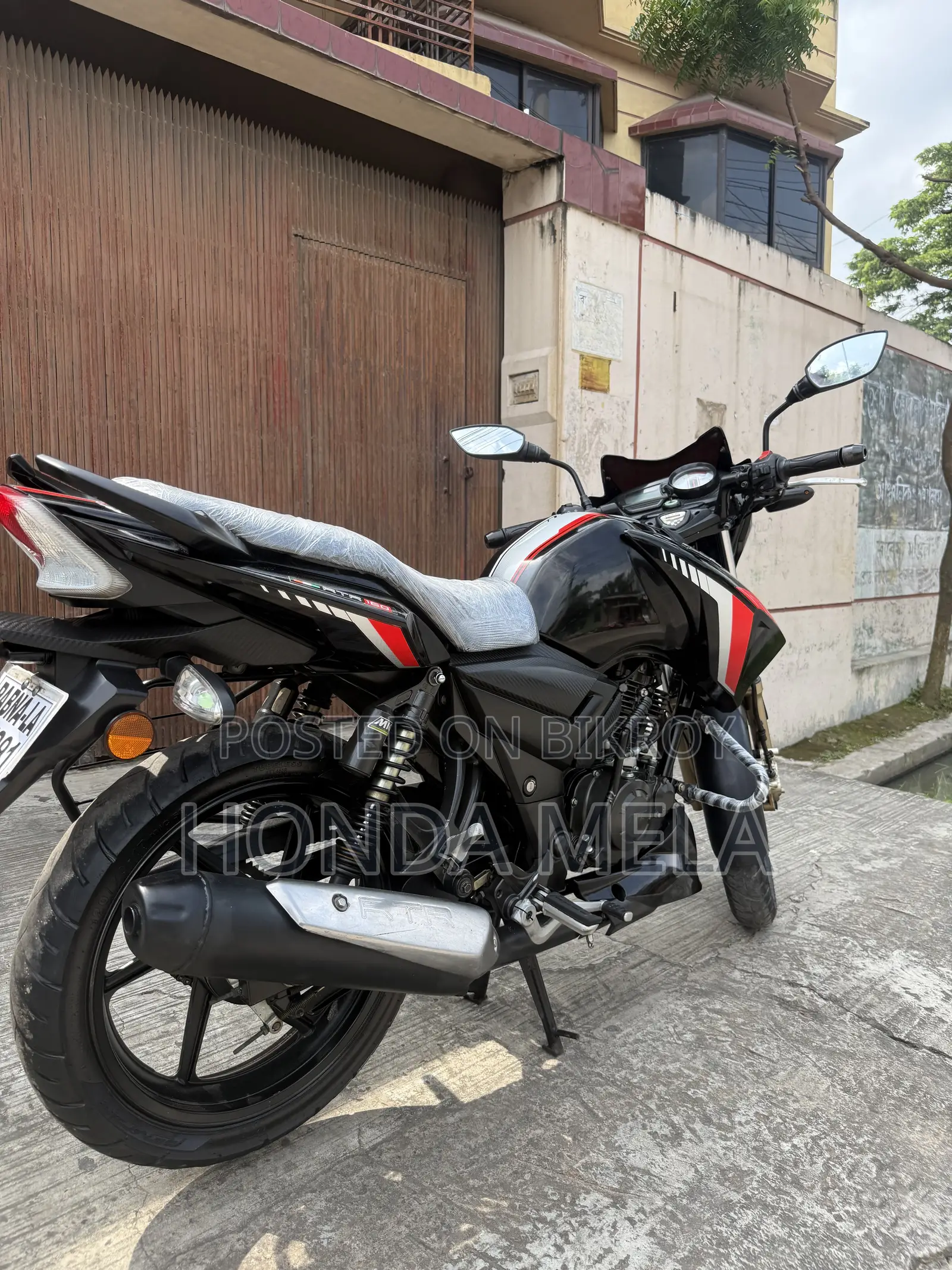 TVS Apache RTR 160 2V 2022 Black