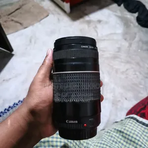 Zoom Lens Camera