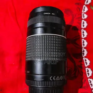 Zoom Lens Camera