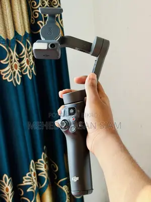Dji Osmo Mobile 8 (Like Brand New)