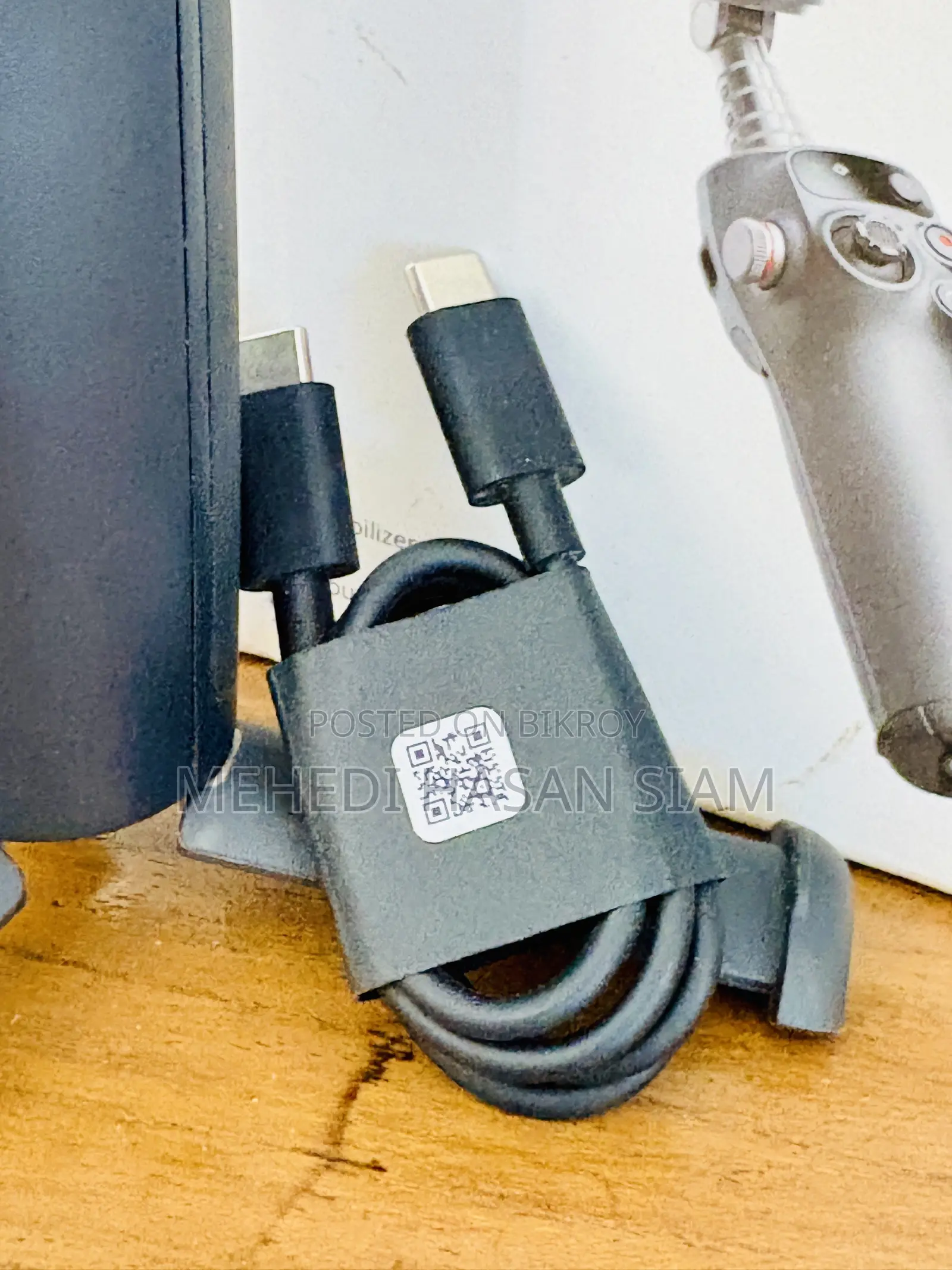Dji Osmo Mobile 8 (Like Brand New)