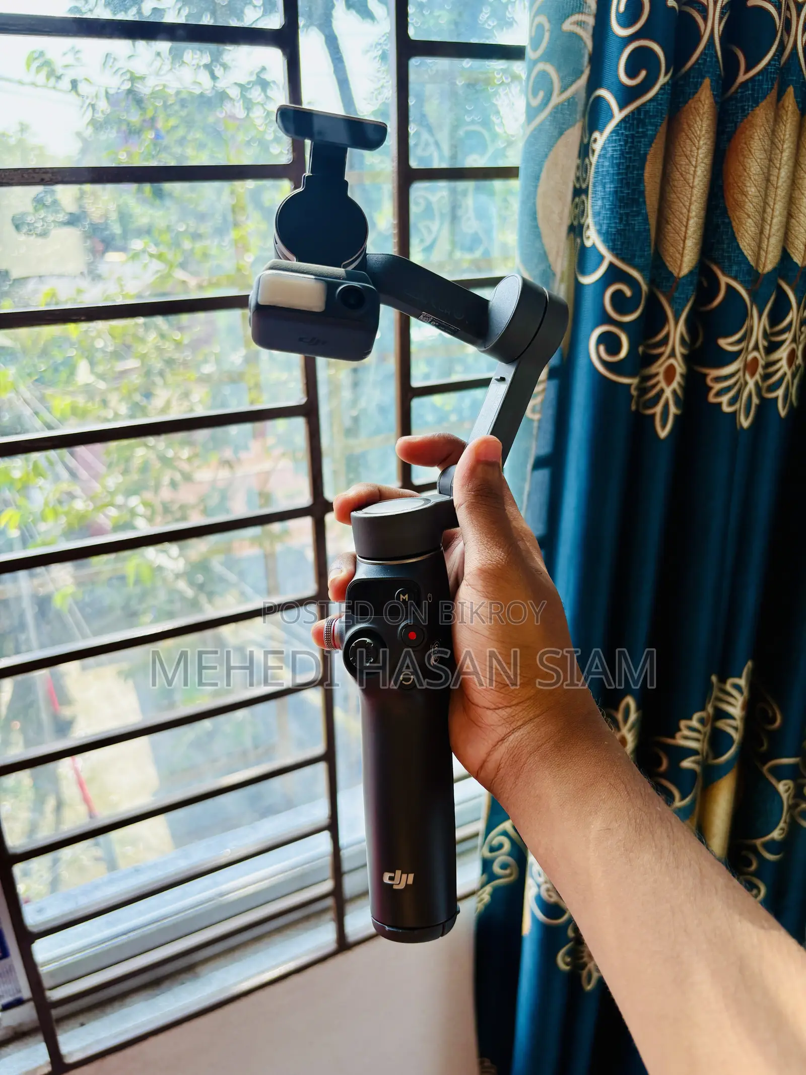 Dji Osmo Mobile 8 (Like Brand New)