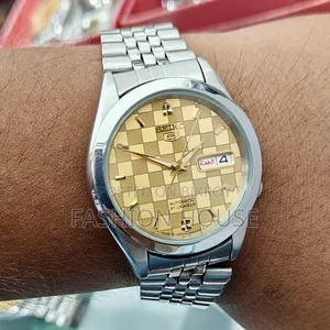 ভিন্টেজ সেকো ৫ অটোমেটিক ওয়াচ