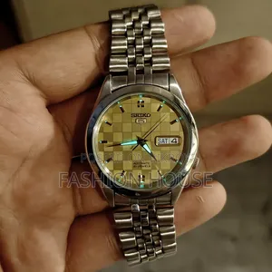 ভিন্টেজ সেকো ৫ অটোমেটিক ওয়াচ