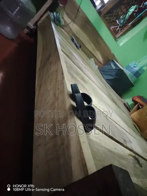 6x7 feet solid wood bed
