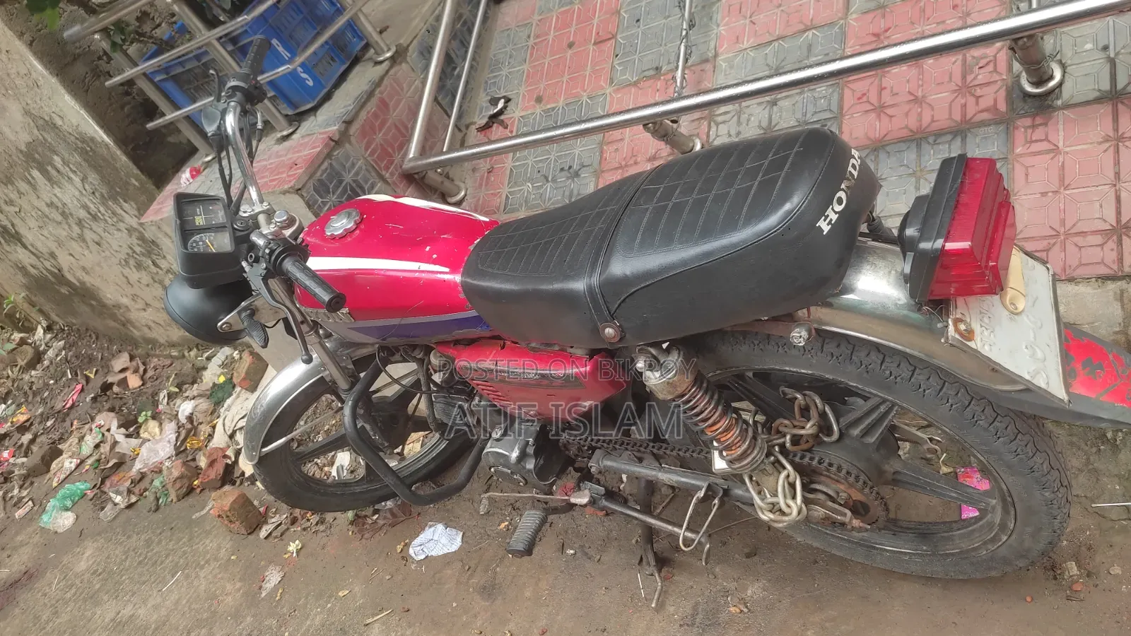 Honda 1996 Red