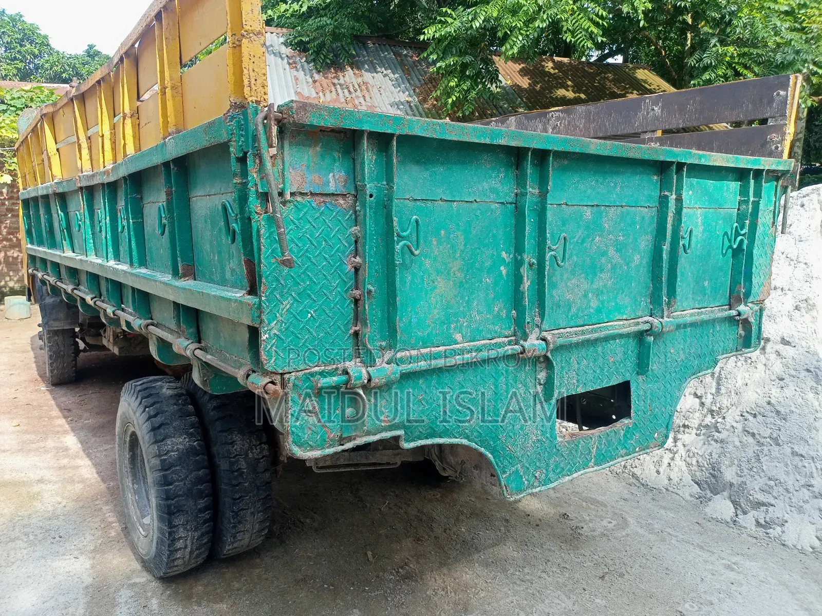 This vehicle is to be sold on an urgent basis.