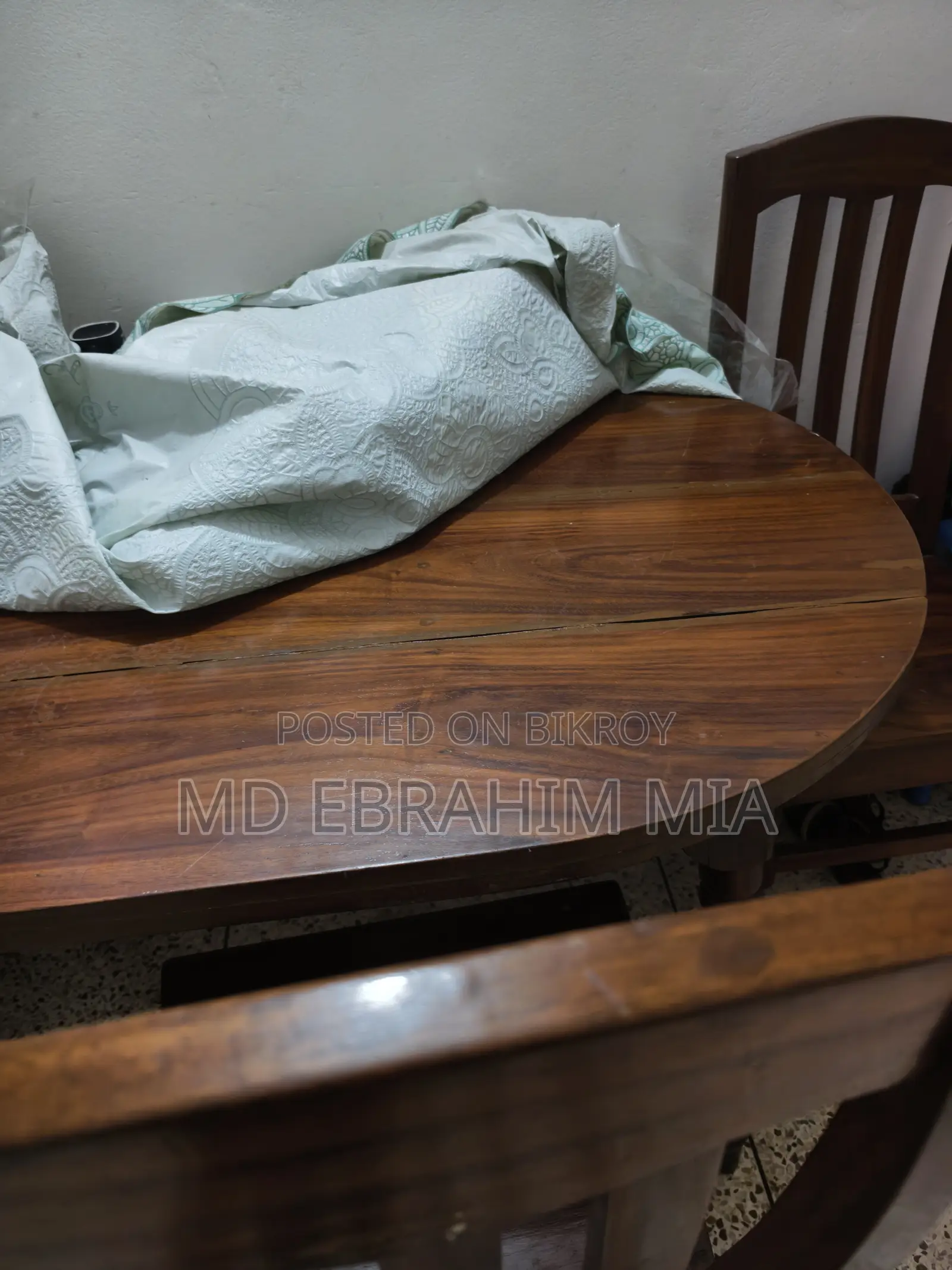 সেগুন কাঠের টেবিল এবং চেয়ার (টেবিল চেয়ার)