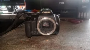 ক্যানন ১২০০ডি