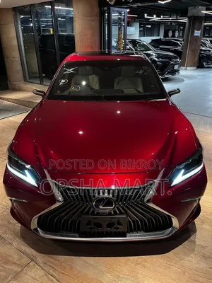 লেক্সাস ইএস ২০২০ লাল