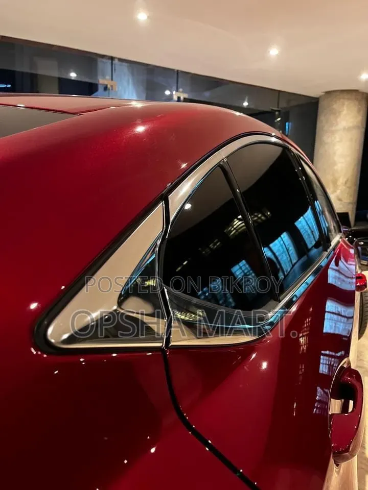 Lexus ES 2020 Red