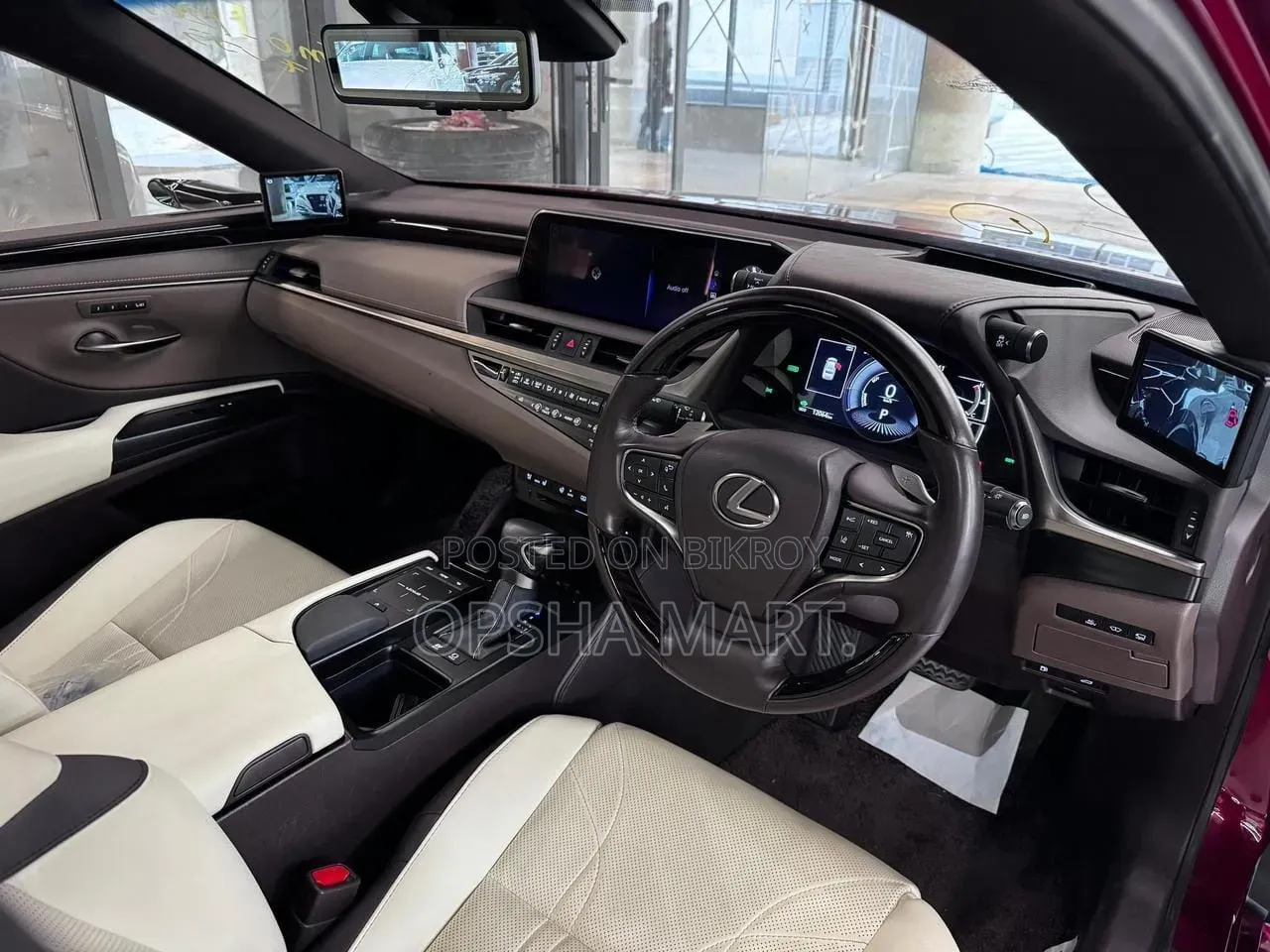 Lexus ES 2020 Red