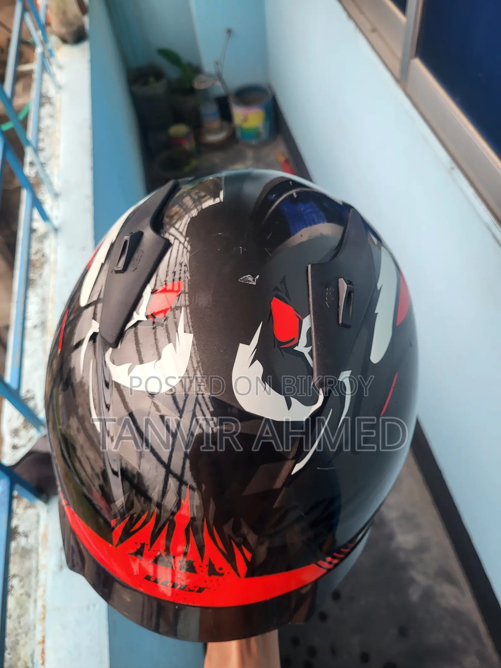 Helmet Sell