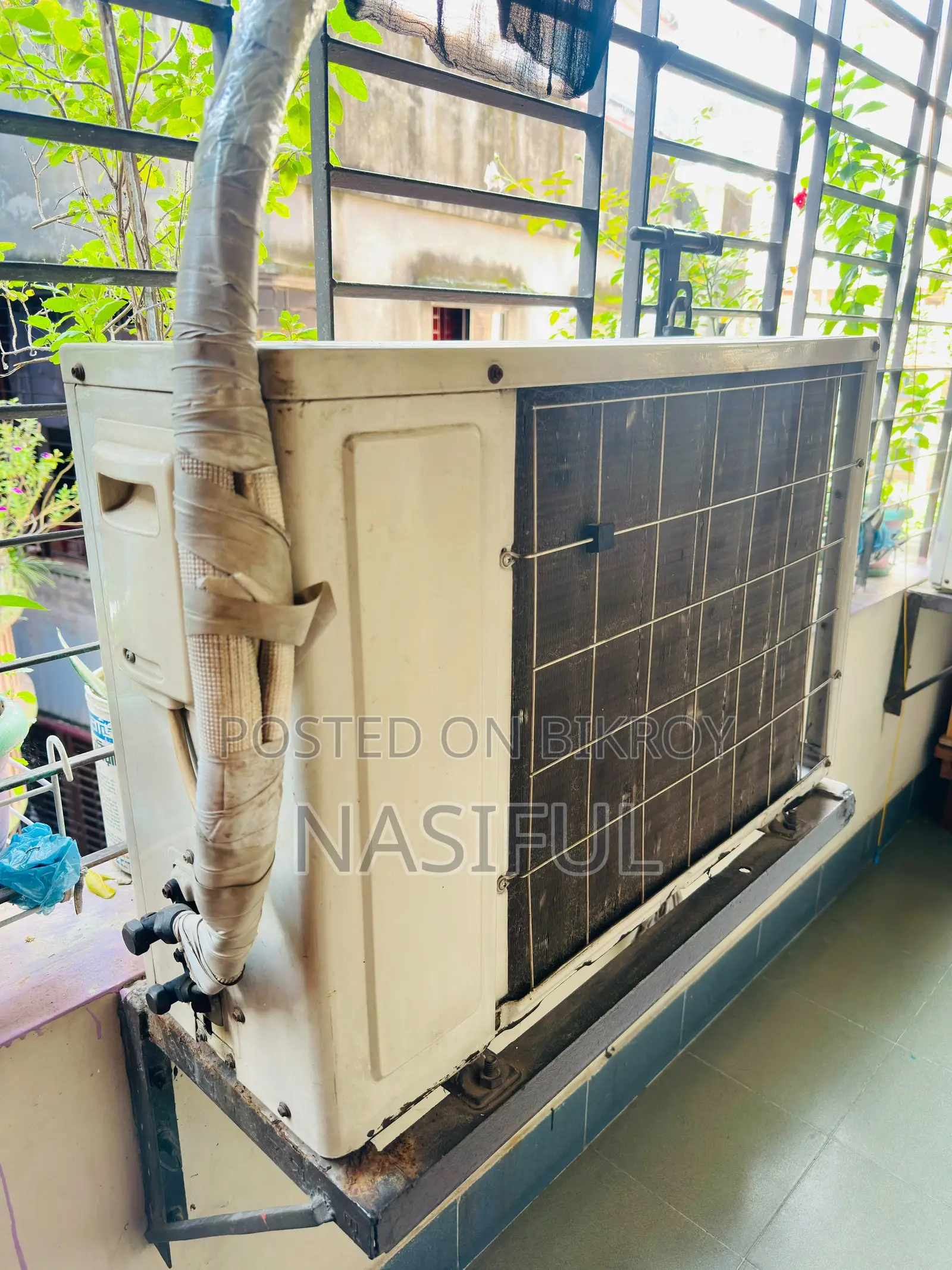 অ্যাপোলো স্প্লিট এসি ১ টন