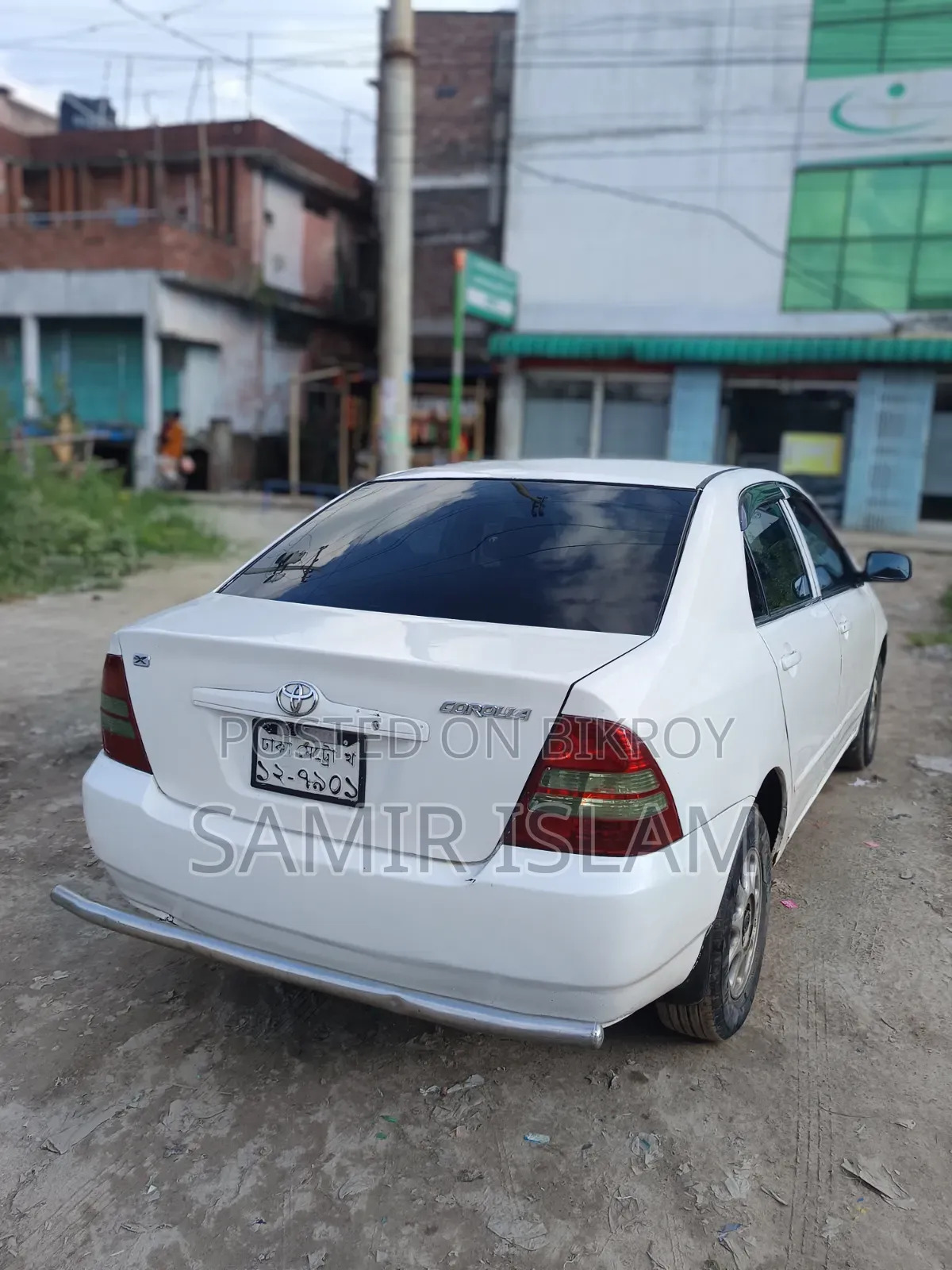 Toyota Corolla 2004 White