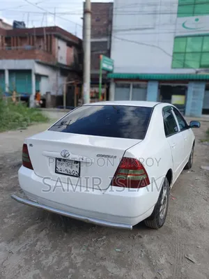 Toyota Corolla 2004 White