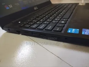Laptop 8GB Intel Core i3 SSD 512GB