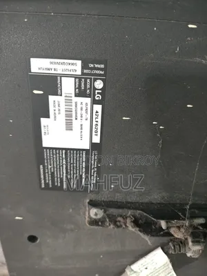 LG 3D TV for sale, display broken, motherboard is okay