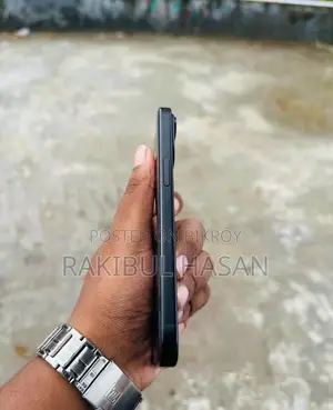 New Apple iPhone 15 128 GB Black