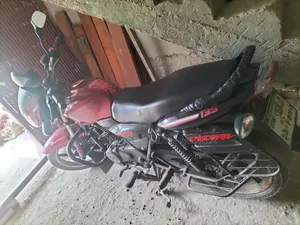 Bajaj Discover 135 2010 Red